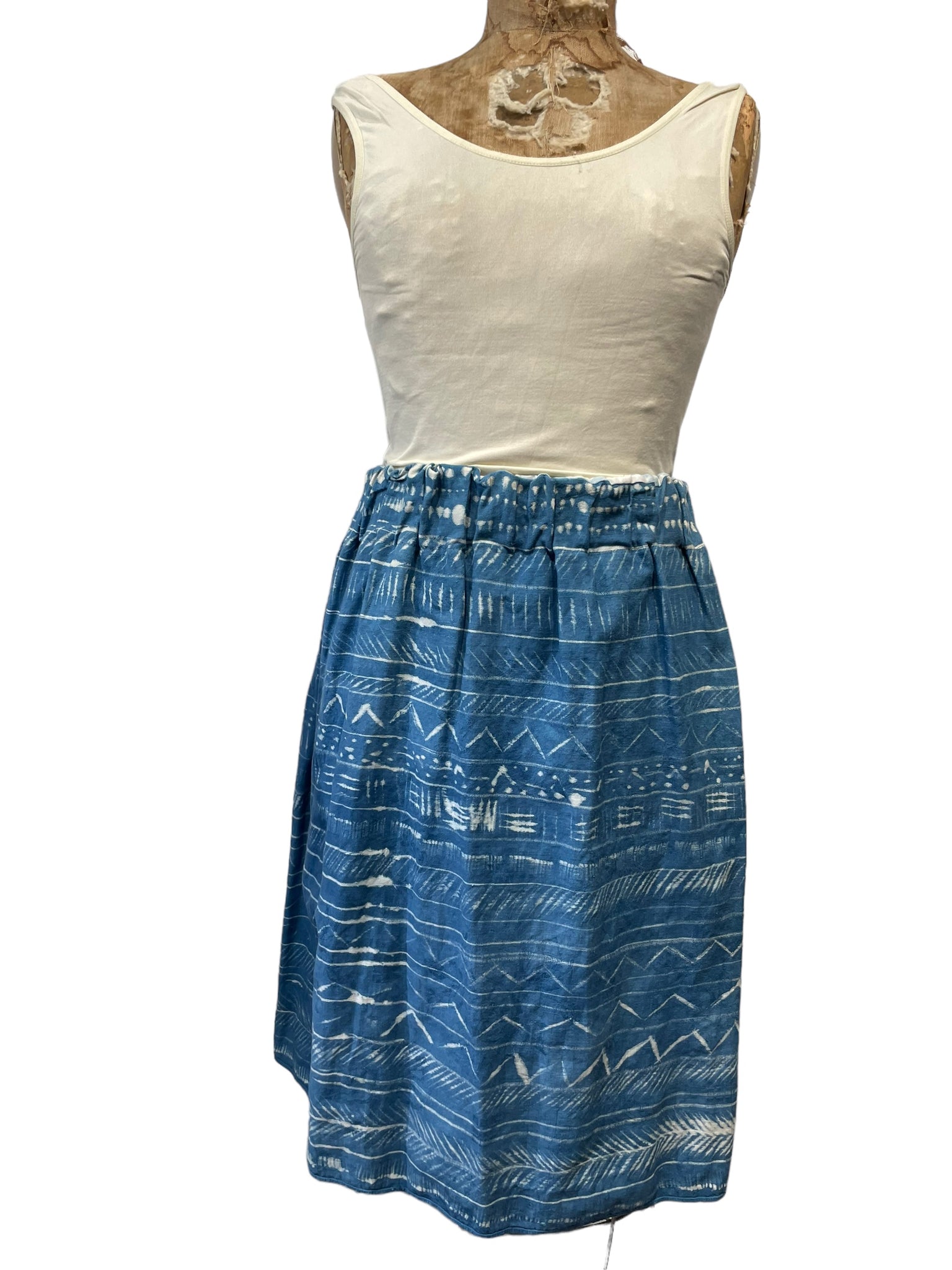 Linen skirt for the Urban nomad