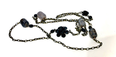 Flapper style necklace